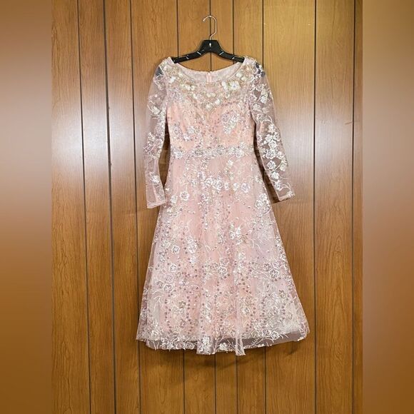Mac Duggal Long Sleeve Floral Embroidered Tea Length Dress size 4 - Picture 11 of 16